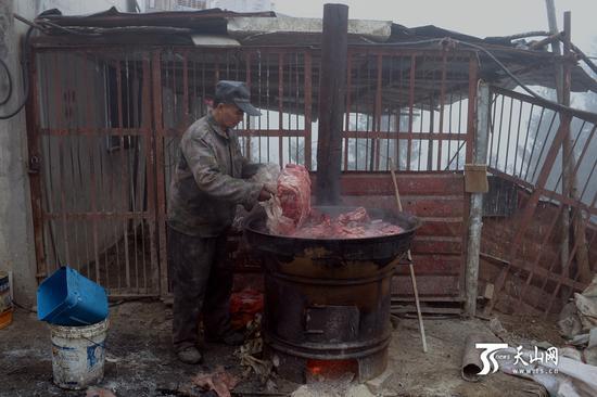 狼群一年的伙食费大概近100万元。