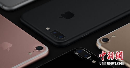 iPhone7 Plus配置了双摄像头。图片来源：苹果官网